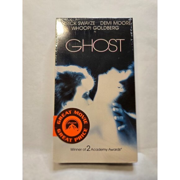 Ghost VHS‎ Movie 1990 Factory Sealed Paramount Watermark - Picture 1 of 5